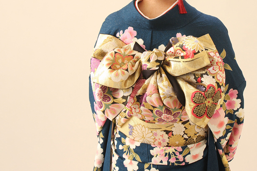 京都きもの 亀や　佐賀県伊万里市の呉服屋「京都きもの 亀や」成人式の振袖